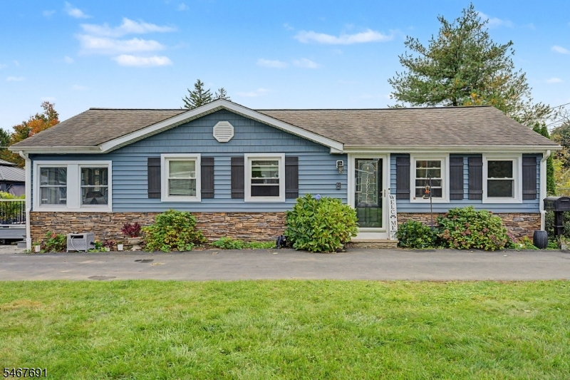 8 Yale Street Mount Olive NJ 07828
