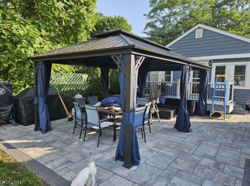 8 Yale Street Mount Olive NJ 07828