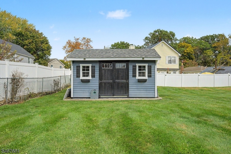 8 Yale Street Mount Olive NJ 07828