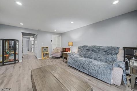 8 Yale Street Mount Olive NJ 07828
