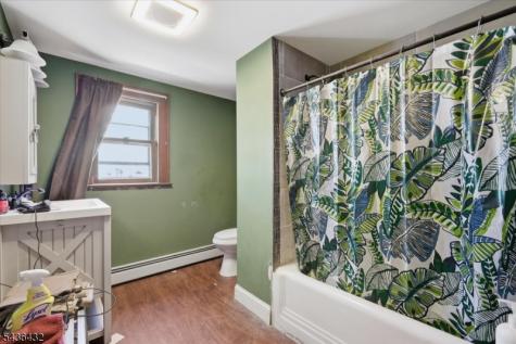 205 5TH Street Belvidere NJ 07823