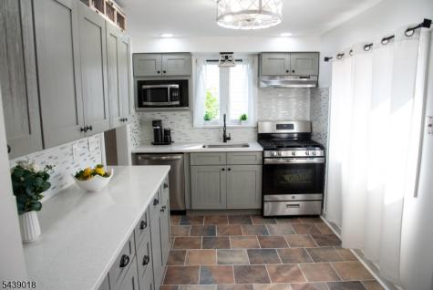 47 Stanley Avenue Nutley NJ 07110