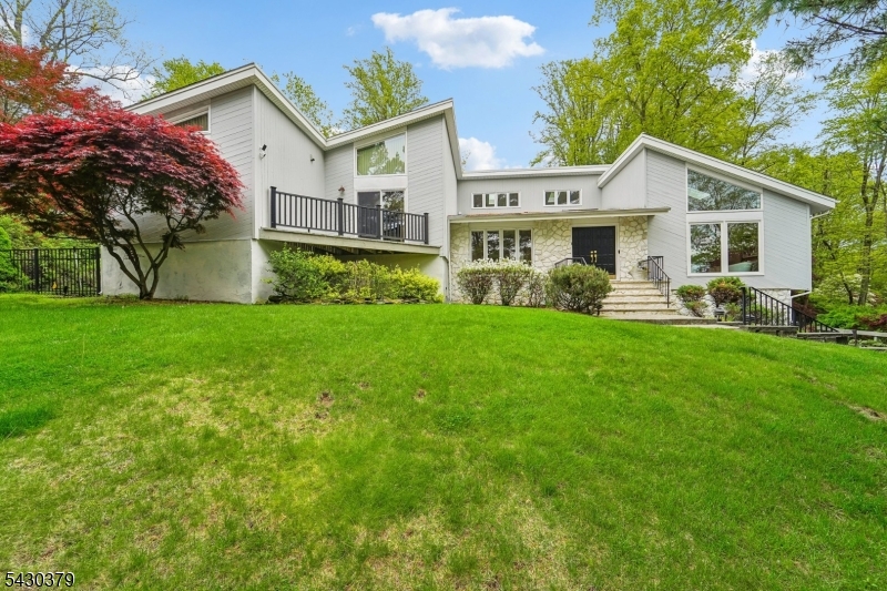 8 Union Hill Road Denville NJ 07834