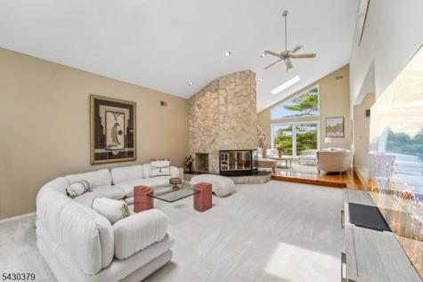 8 Union Hill Road Denville NJ 07834