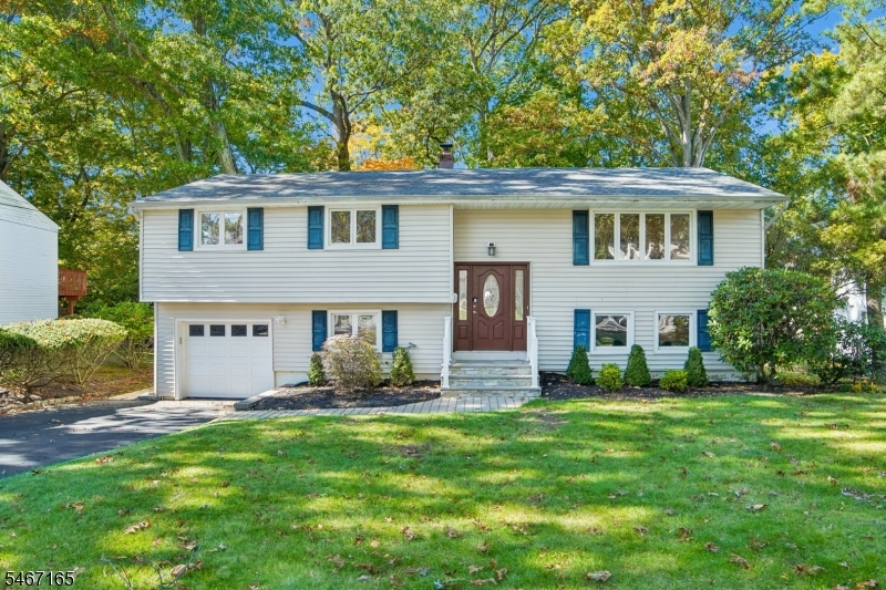 59 Trocha Avenue Livingston NJ 07039