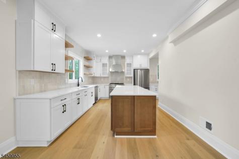 44 Hanover Road Mountain Lakes NJ 07046