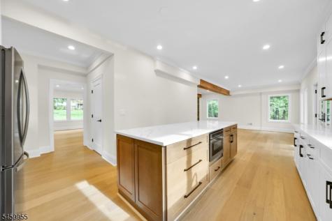 44 Hanover Road Mountain Lakes NJ 07046
