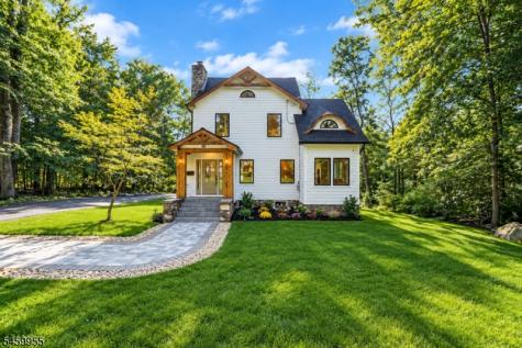 44 Hanover Road Mountain Lakes NJ 07046