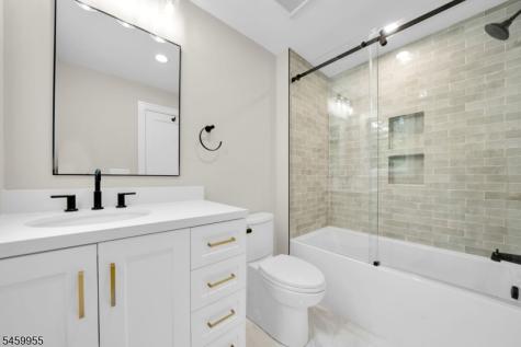 44 Hanover Road Mountain Lakes NJ 07046