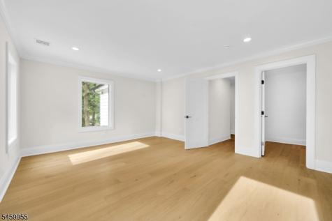 44 Hanover Road Mountain Lakes NJ 07046