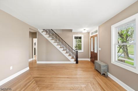 15 Maple Avenue Newton NJ 07860