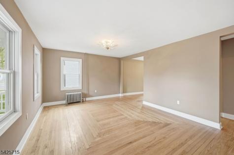 15 Maple Avenue Newton NJ 07860