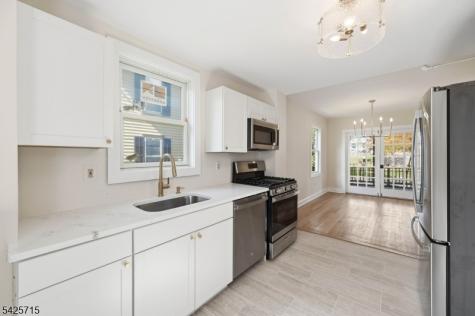 15 Maple Avenue Newton NJ 07860