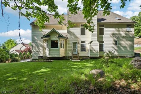 8 Pring Court West Orange NJ 07052
