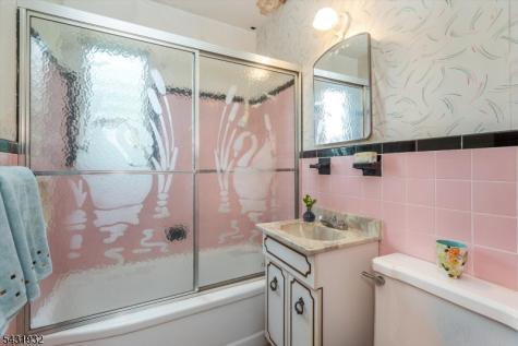 66 Coeyman Avenue Bloomfield NJ 07003