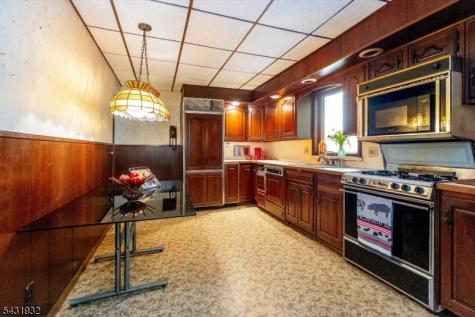 66 Coeyman Avenue Bloomfield NJ 07003