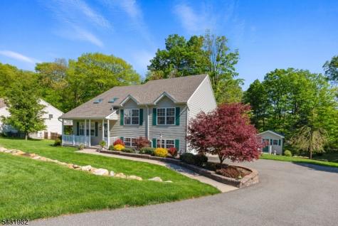 21 Towpath Lane Stanhope NJ 07874