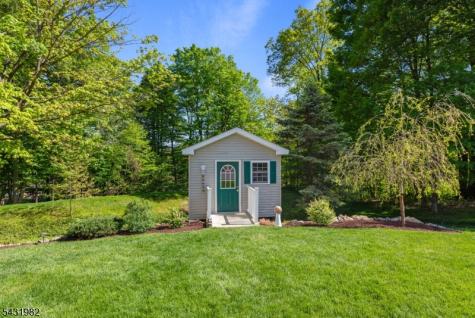 21 Towpath Lane Stanhope NJ 07874