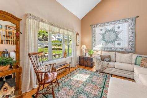 21 Towpath Lane Stanhope NJ 07874