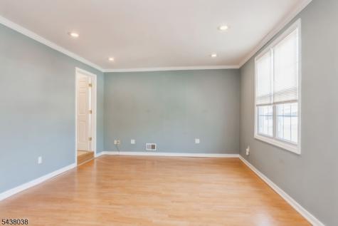 221 Madison Street Linden NJ 07036