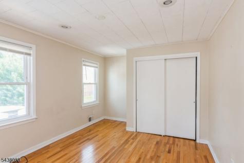 221 Madison Street Linden NJ 07036