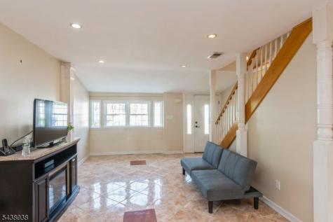 221 Madison Street Linden NJ 07036