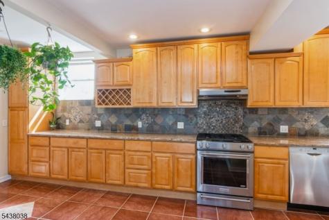 221 Madison Street Linden NJ 07036