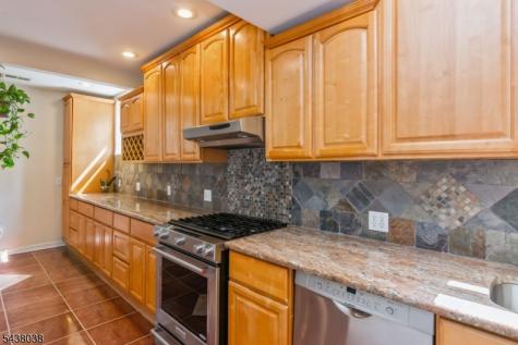 221 Madison Street Linden NJ 07036