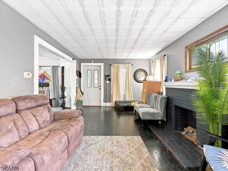 183 Brighton Avenue East Orange NJ 07017