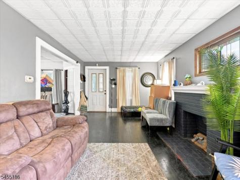 183 Brighton Avenue East Orange NJ 07017