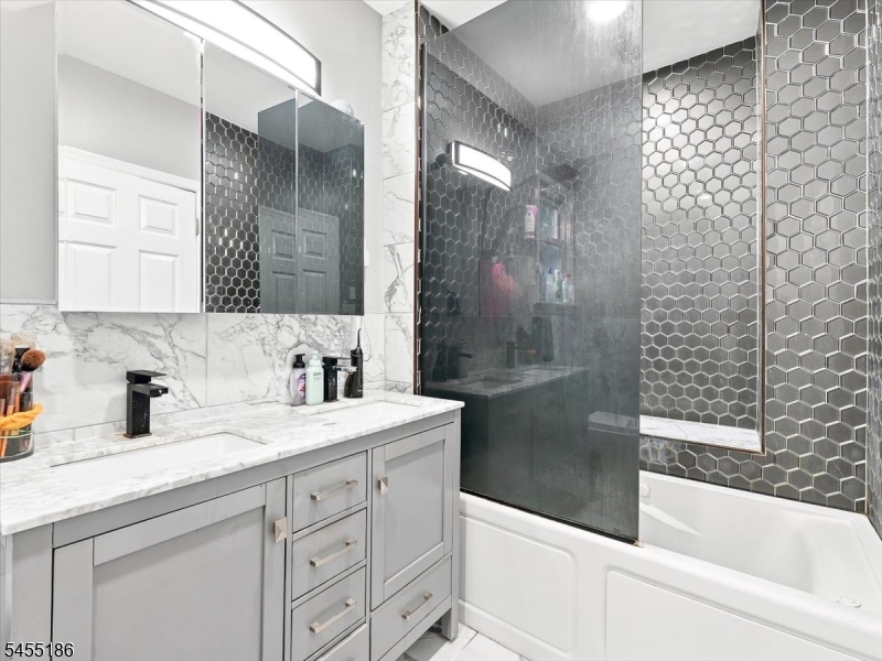 183 Brighton Avenue East Orange NJ 07017
