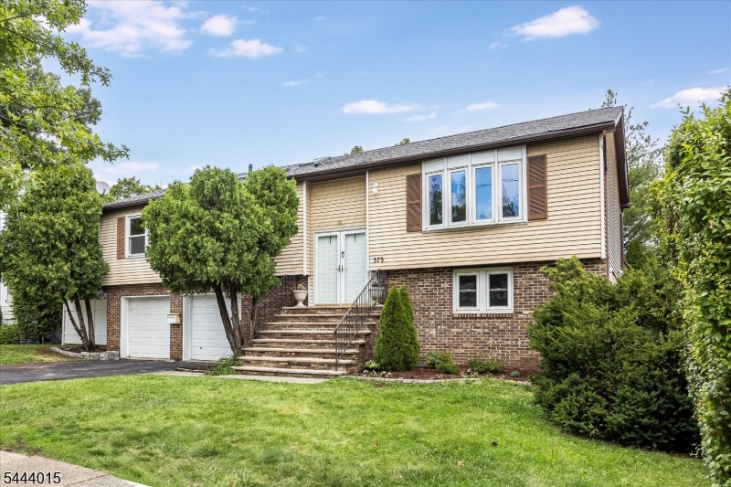 373 Orange Road Montclair NJ 07042