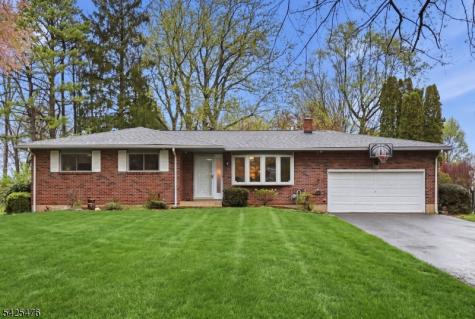 52 Smithtown Road Mount Olive NJ 07828