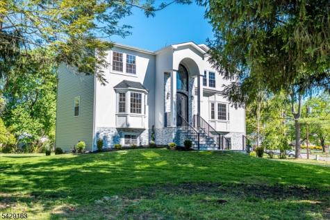 22 Mary Ellen Drive Edison NJ 08820