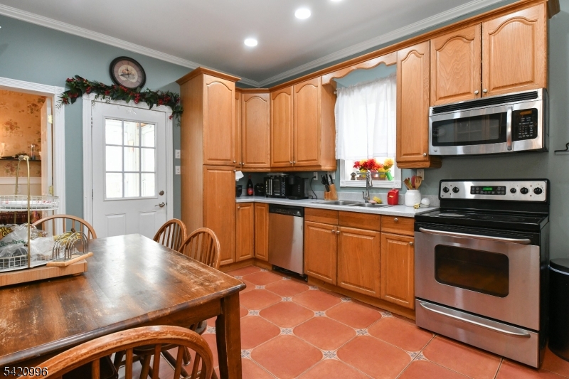 144 Stuyvesant Avenue Kearny NJ 07032