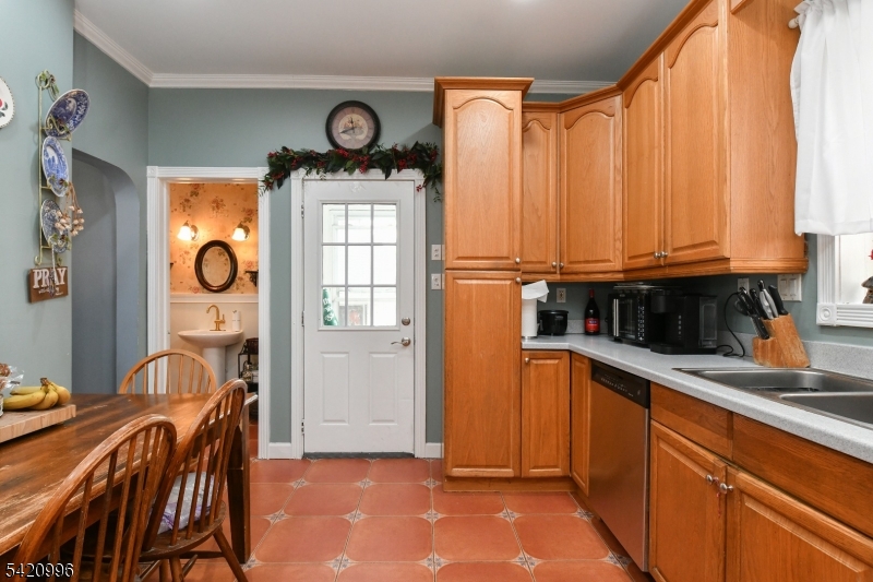 144 Stuyvesant Avenue Kearny NJ 07032