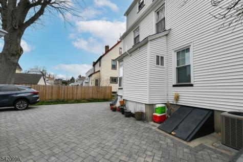 144 Stuyvesant Avenue Kearny NJ 07032