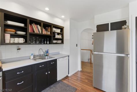241 Woodside Lane Bridgewater NJ 08807