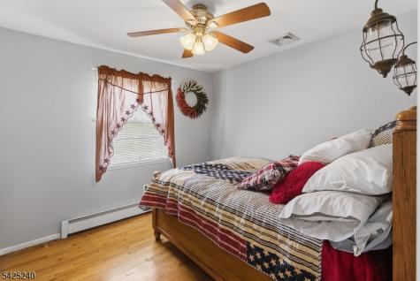 241 Woodside Lane Bridgewater NJ 08807