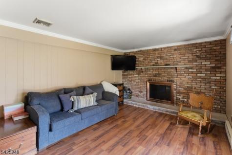 241 Woodside Lane Bridgewater NJ 08807