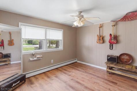 241 Woodside Lane Bridgewater NJ 08807