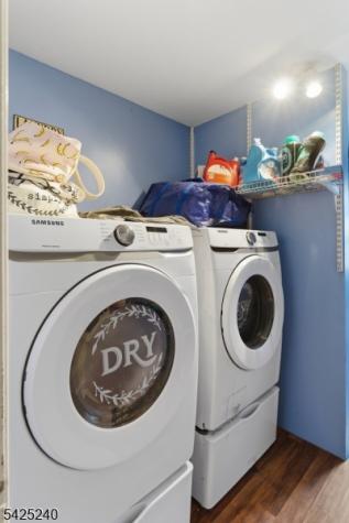 241 Woodside Lane Bridgewater NJ 08807