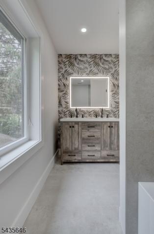 896 Union Valley Road West Milford NJ 07480
