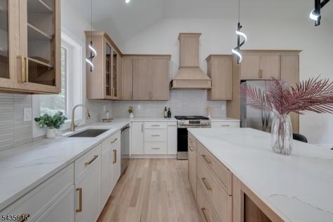 896 Union Valley Road West Milford NJ 07480