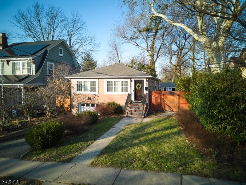 263 Gardner Avenue South Orange Village NJ 07079