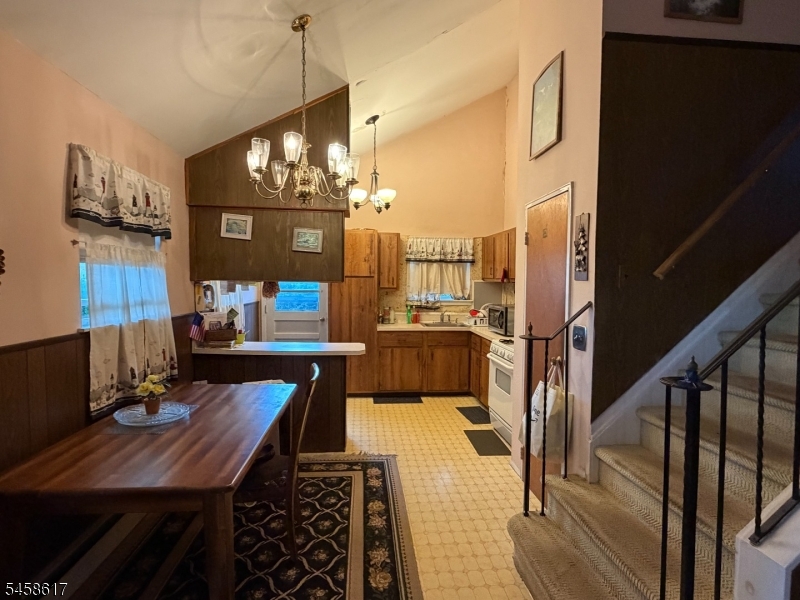25 Eardley Road Edison NJ 08817