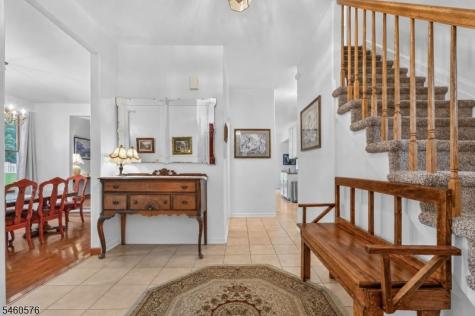 280 Stonehenge Drive Lopatcong NJ 08865