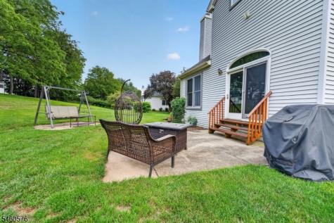 280 Stonehenge Drive Lopatcong NJ 08865