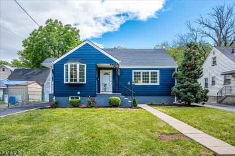 311 W 3rd Avenue Roselle NJ 07203