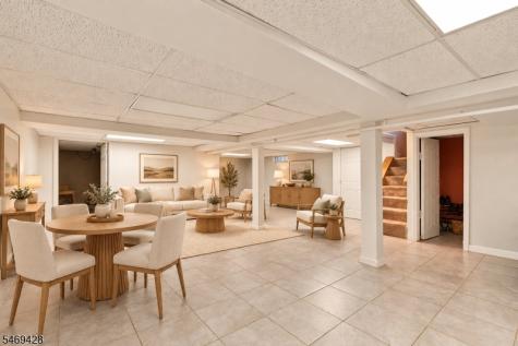 17 Ballantine Street Roxbury NJ 07847